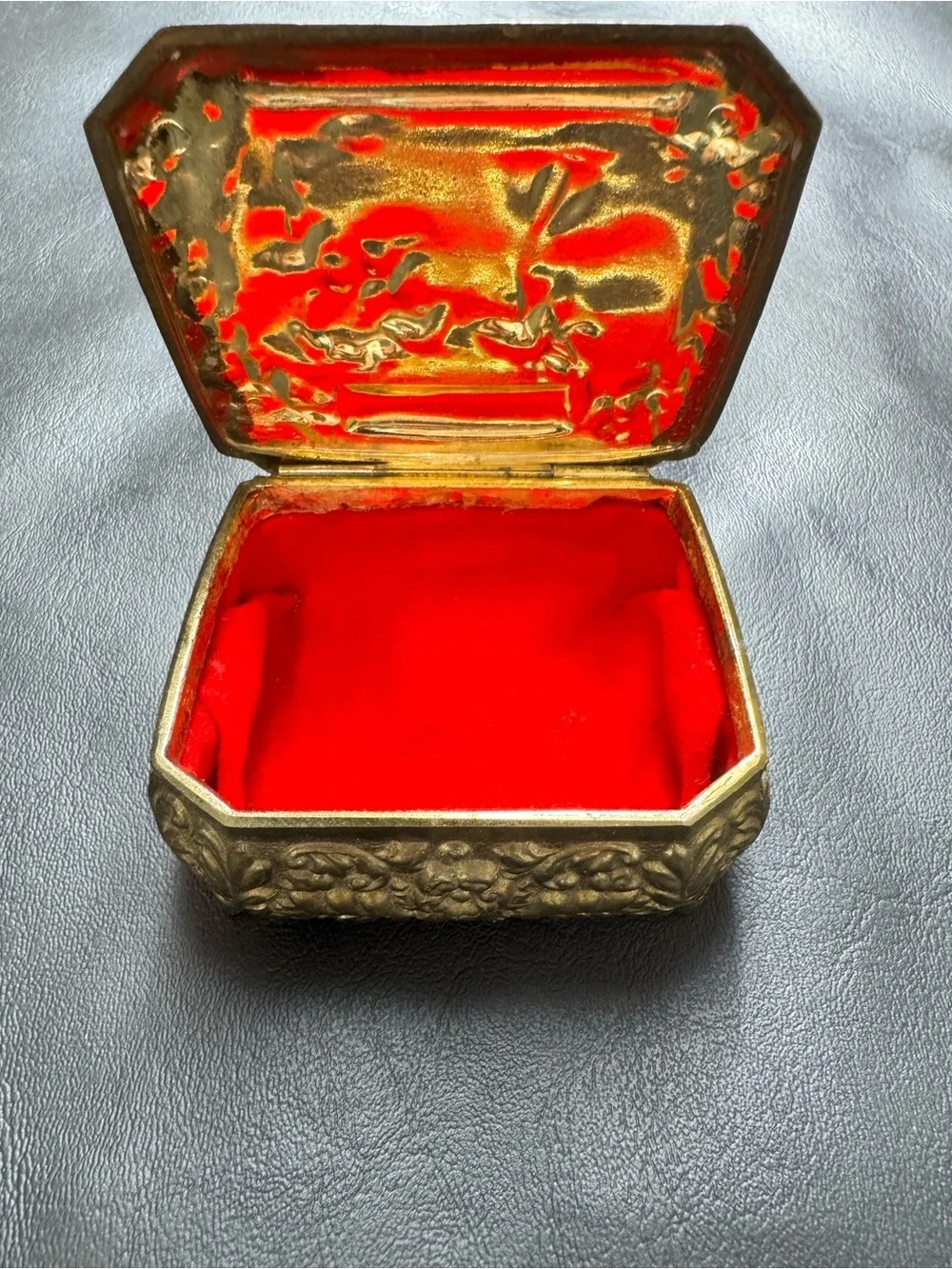 Jewlery Trinket Boxes Lot - Gold Tone